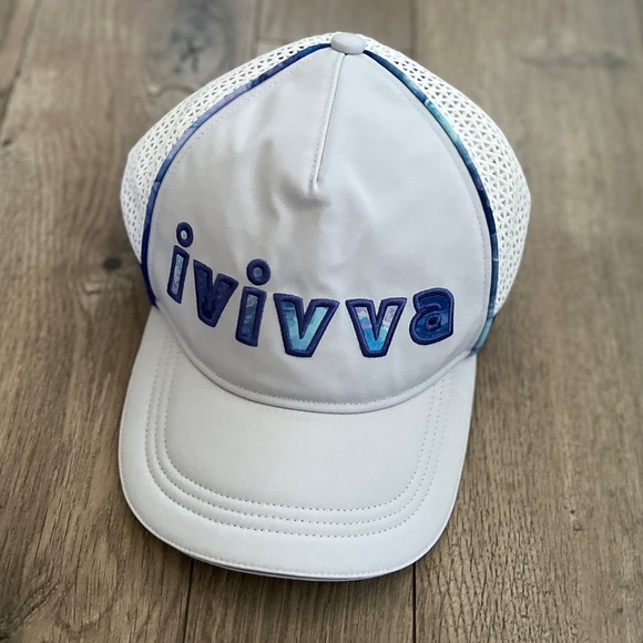 IVIVVA by Lululemon Girls Trucker Hat Size M/L - Picture 1 of 5